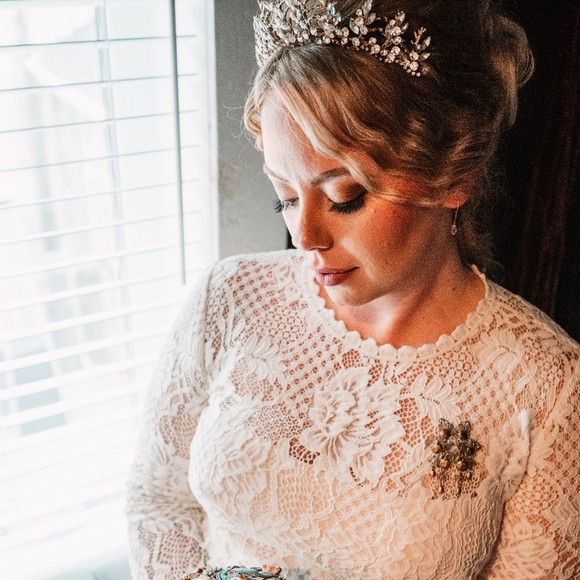 Meet your Posher, Madaline - Picture 1 of 1